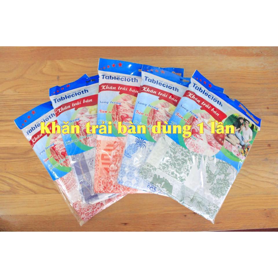 Khăn trải bàn nilon dùng 1 lần (10 cái/bịch)