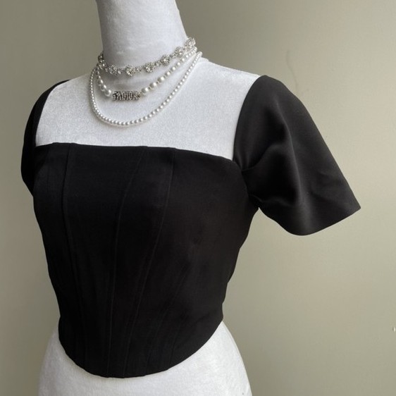 Áo croptop trễ vai dáng corset Annam Design | BigBuy360 - bigbuy360.vn