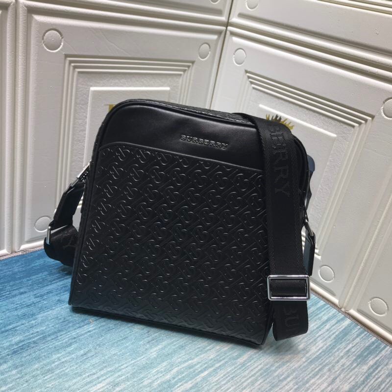 Túi đeo chéo nam bản vuông Burberry BBR da thật cao cấp dập nổi logo thương hiệu