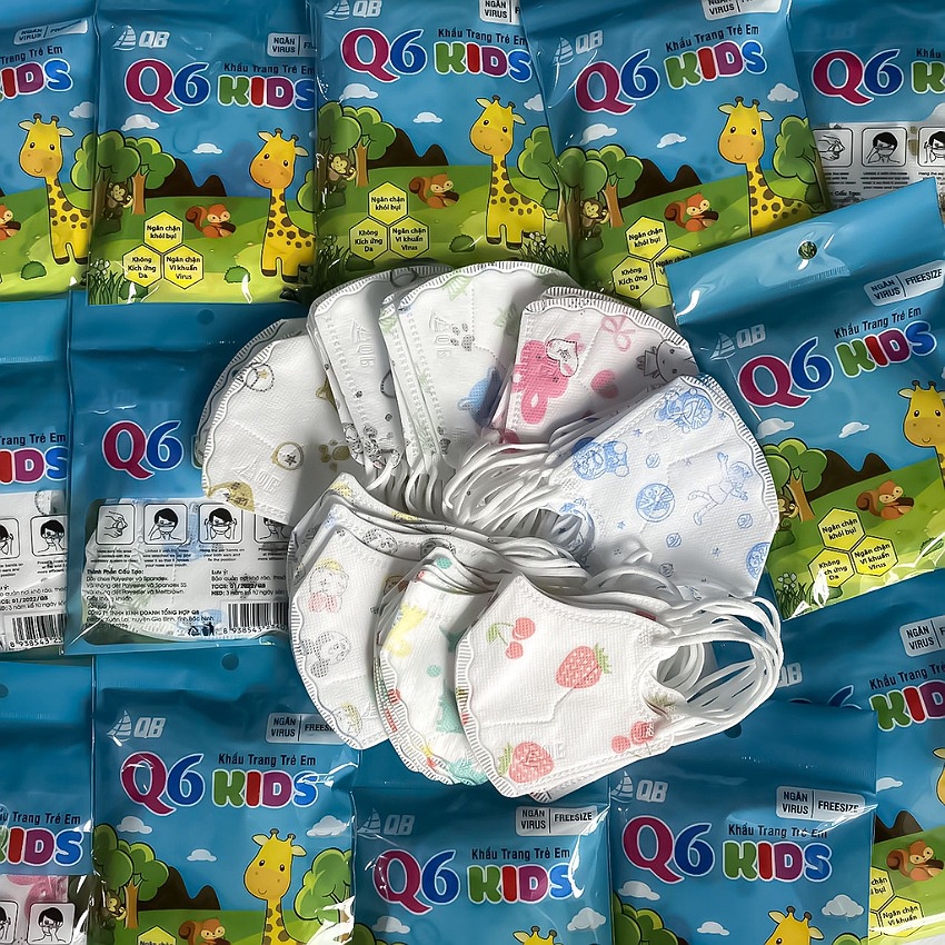 Khẩu trang 6D trẻ em Q6 Kids, túi 10 cái, khẩu trang cho bé 1-5 tuổi, thiết kế ôm kín khuôn mặt bé, nhiều màu đáng yêu