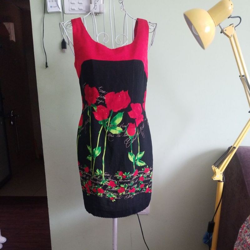 Thanh lý váy p5 | BigBuy360 - bigbuy360.vn