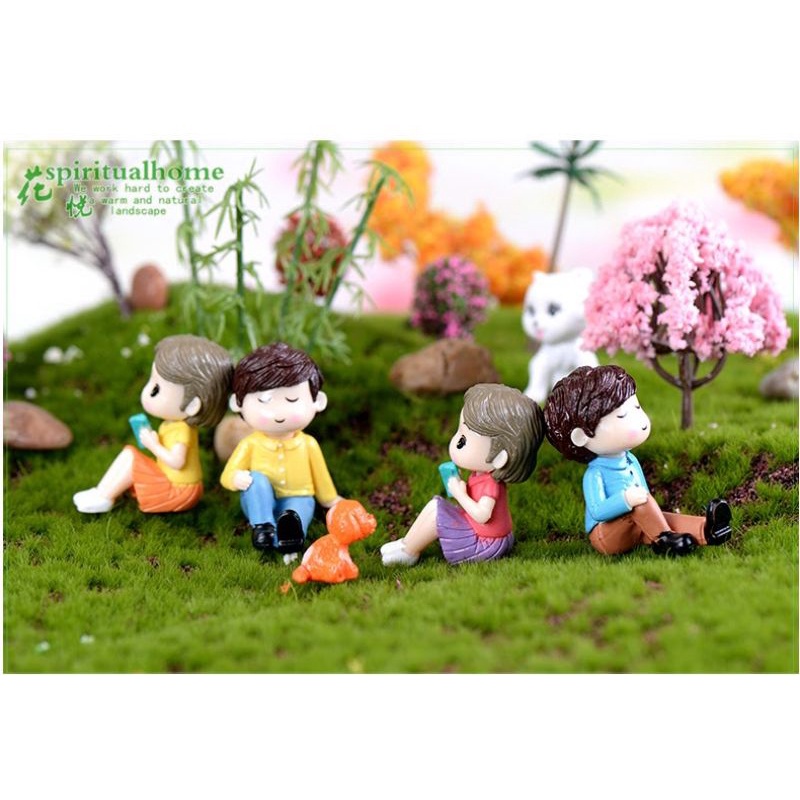 Phụ kiện Cặp đôi sinh viên ngồi đọc sách, trang trí cây cảnh, tiểu cảnh terrarium, làm đồ handmade