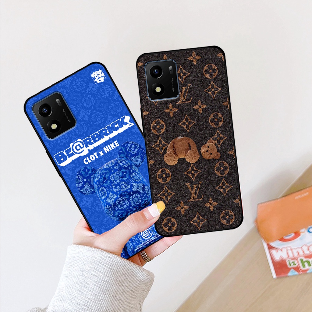 Ốp lưng Vivo Y01 in hình bearbrick thời trang cao cấp sang trọng. ốp chống sốc bền đẹp