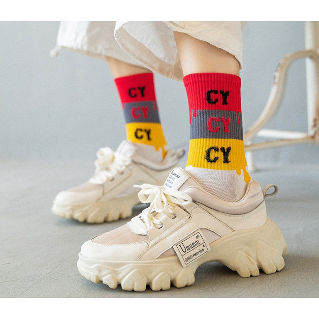 Vớ Tất cao cổ Nam Nữ chữ CY phong cách trẻ trung và năng động.