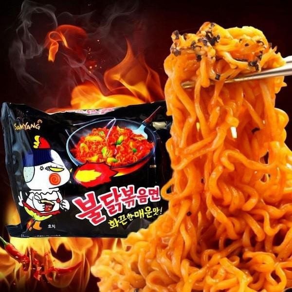  Mì Cay Hàn Quốc,Mì Cay Samyang Khô Gà Đen Thùng 40 Gói 140gr