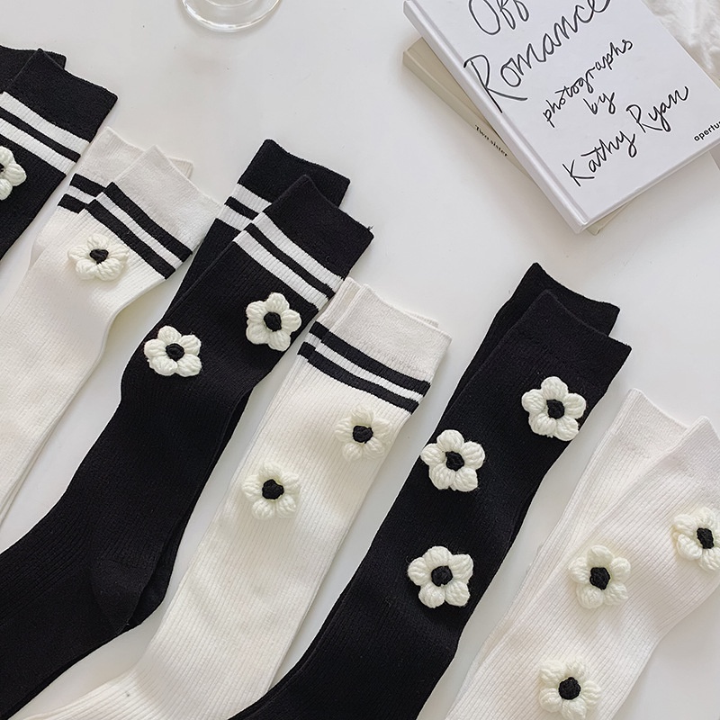 Vớ Nữ Cổ Cao Có Họa Tiết Hoa Nhỏ Phong Cách Hàn Quốc Mới