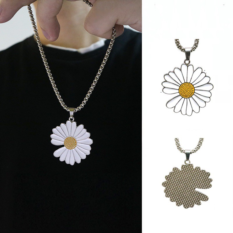 Dây Chuyền Vòng Cổ Titan Mặt Hình Hoa Cúc Thế Giới KPOP