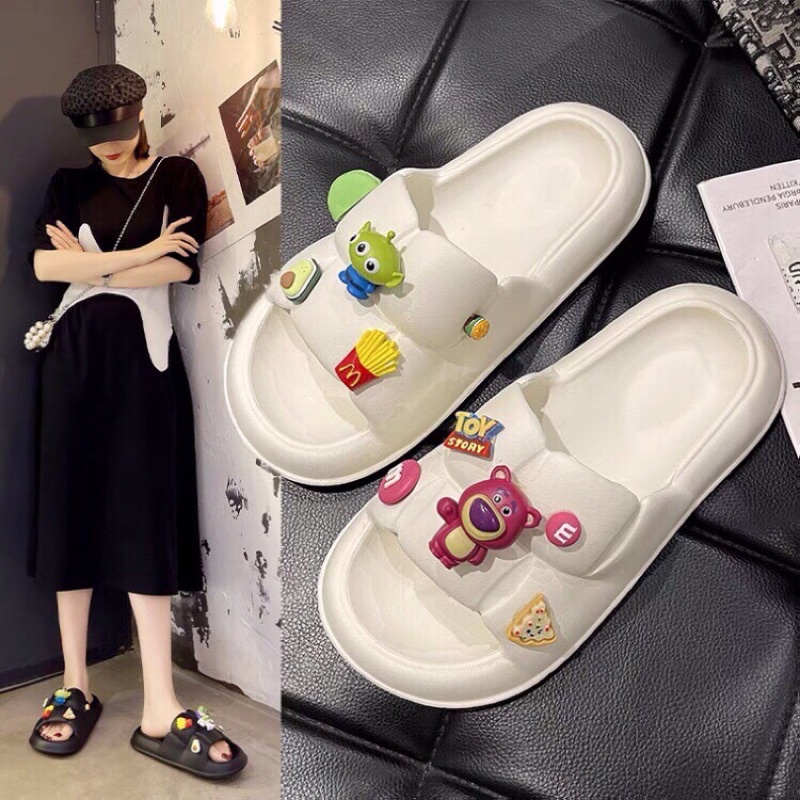 Dép quai ngang, dép bánh mỳ CHAO quai nhiều  stic siêu hot- 2 màu đen trắng