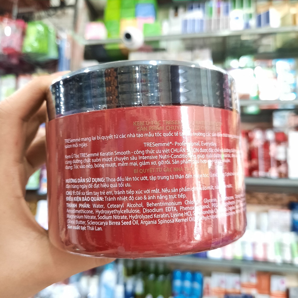 Kem Ủ Tóc TRESEMMÉ KERATIN SMOOTH Chuyên Dụng Cho Salon Hũ 500g