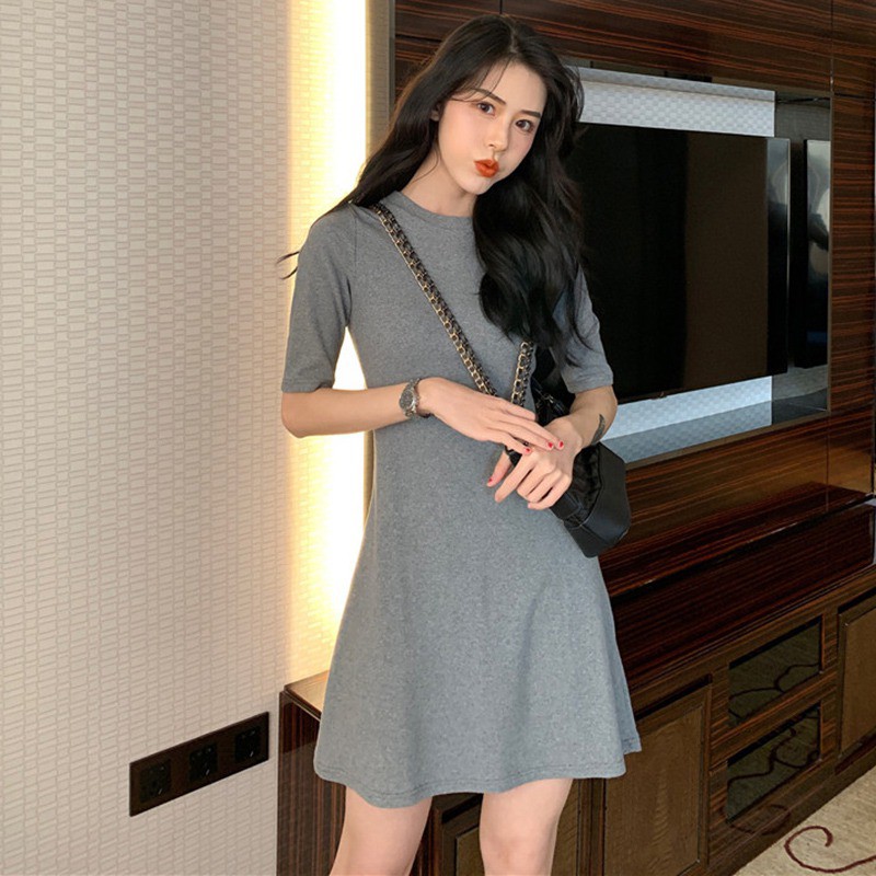 Đầm tay ngắn cổ chữ O thiết kế dáng chữ A nữ tính