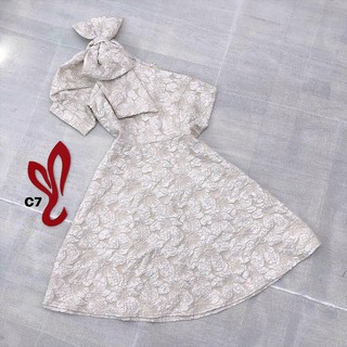 đầm nơ xốp lệch vai