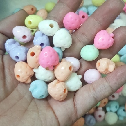 10-25-50gam hạt nhựa hình quả dâu màu pastel siêu đẹp làm handmade tuỳ ý