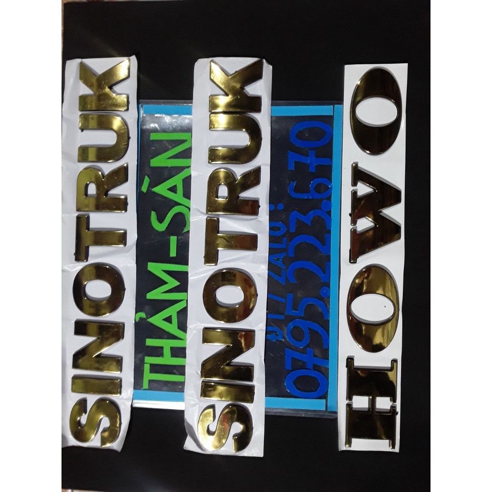 Chữ Howo, Sinotruck nhựa ABS màu Vàng