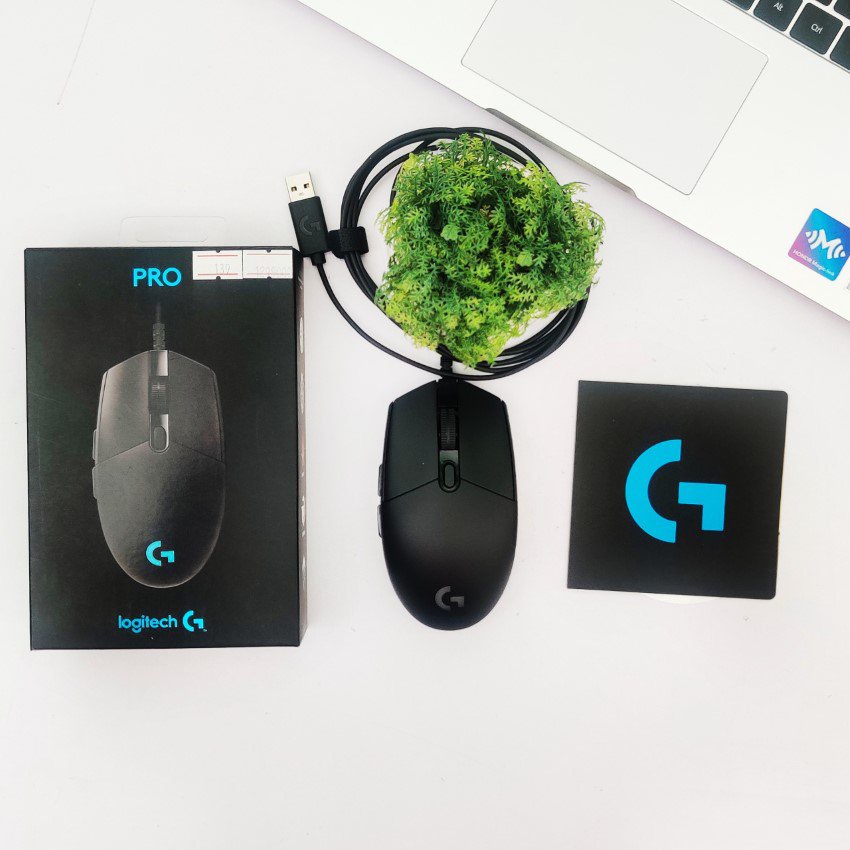 Chuột chơi game Logitech Pro HERO