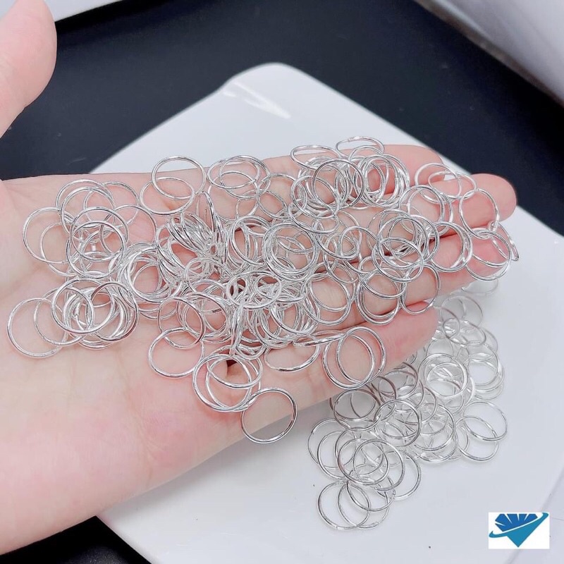 SỈ KHUYÊN TAI TRÒN TRƠN BẠC TA