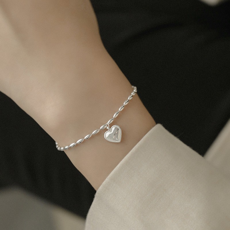 Vòng tay mạ bạc mặt dây hình trái tim phong cách retro thời trang xinh xắn cho nữ