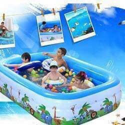 bể bơi cho bé