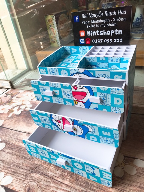 tủ đựng mỹ phẩm 4 tầng doraemon