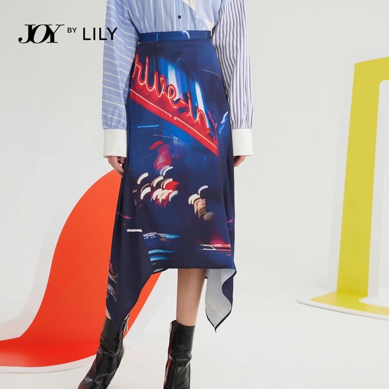 Chân váy hoạ tiết Lily