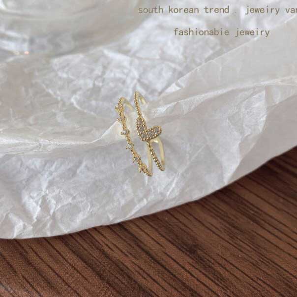 Nhẫn Đính Hôn Bằng Thép Titan Mạ Vàng Hai Lớp Đính Đá Zircon Hình Trái Tim Thời Trang Cho Nữ