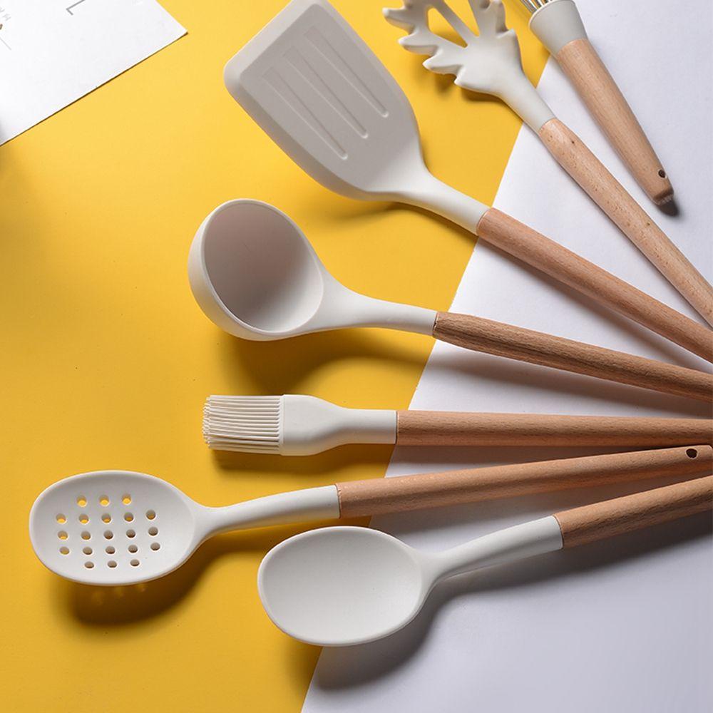 Muỗng Silicone Cán Gỗ Đánh Trứng Đa Năng Tiện Dụng