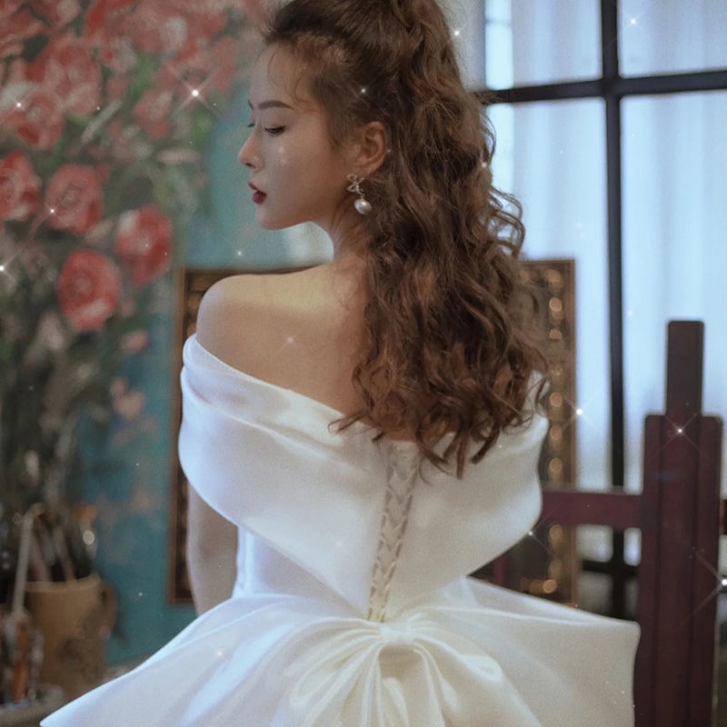 Đầm Cưới Một Dây Mùa Hè 2022 Phong Cách Pháp Đơn Giản Sang Trọng