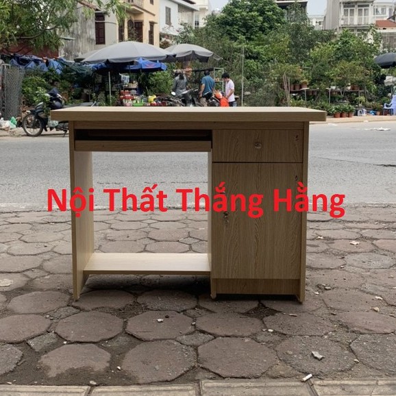 bàn vi tính
