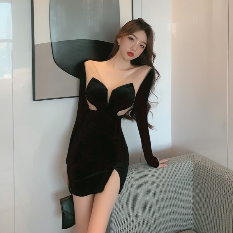 Đầm đen tay dài cổ chữ V phối lưới thời trang thu đông quyến rũ