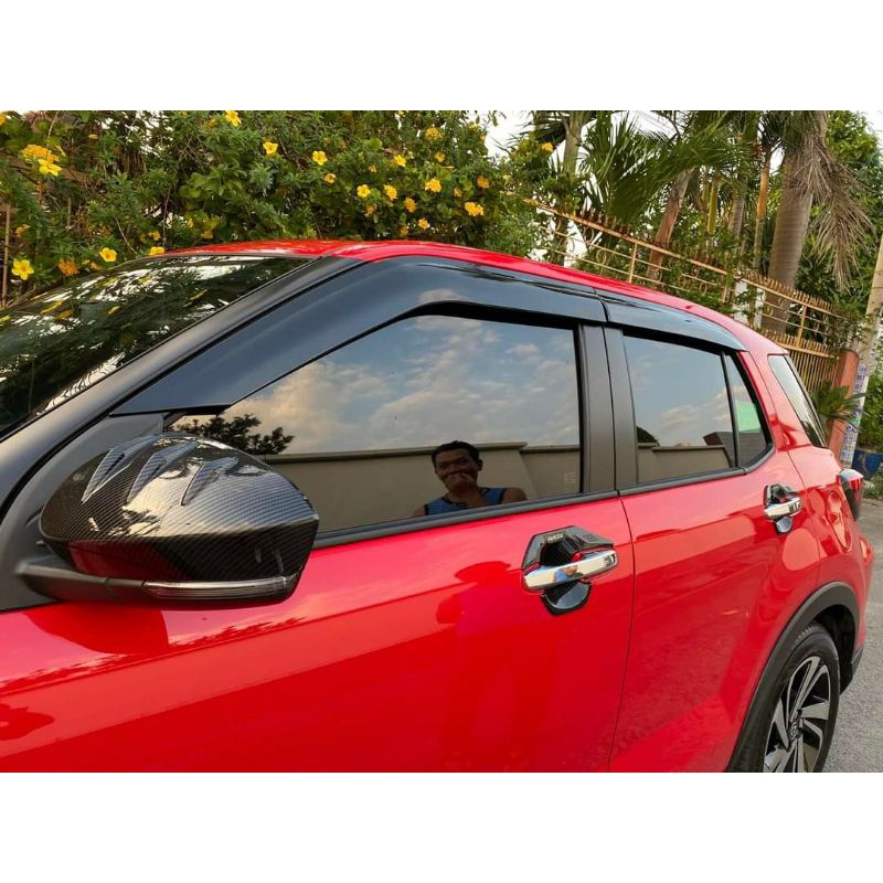 Bộ 2 ốp gáo gương xe Toyota Raize 2021 2022 2023 Mẫu Carbon Cao Cấp thể thao - tặng kèm keo tăng dính