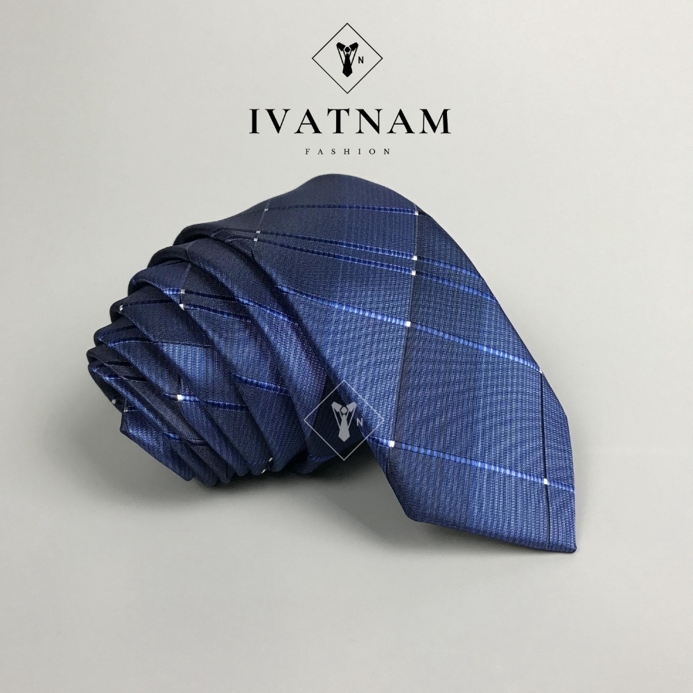 Cà vạt nam xanh kẻ caro độc đáo IVATNAM siêu nhẹ , cao cấp về chất lượng , thu hút mọi góc nhìn