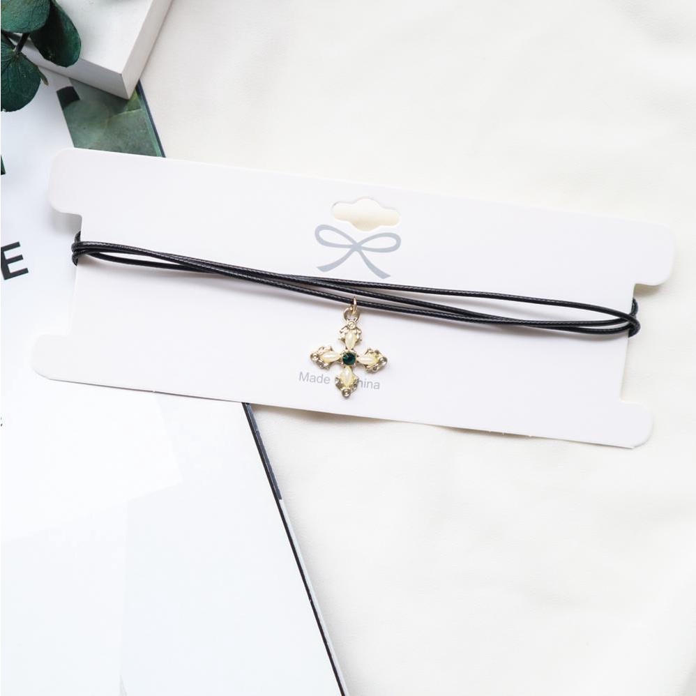 Vòng cổ Choker Ba Lớp Mặt Chữ Thập Thời Trang Dành Cho Nữ