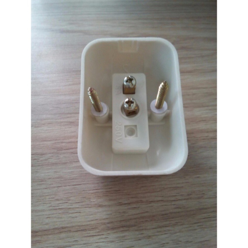 Công tắc tròn Vena Thái Lan