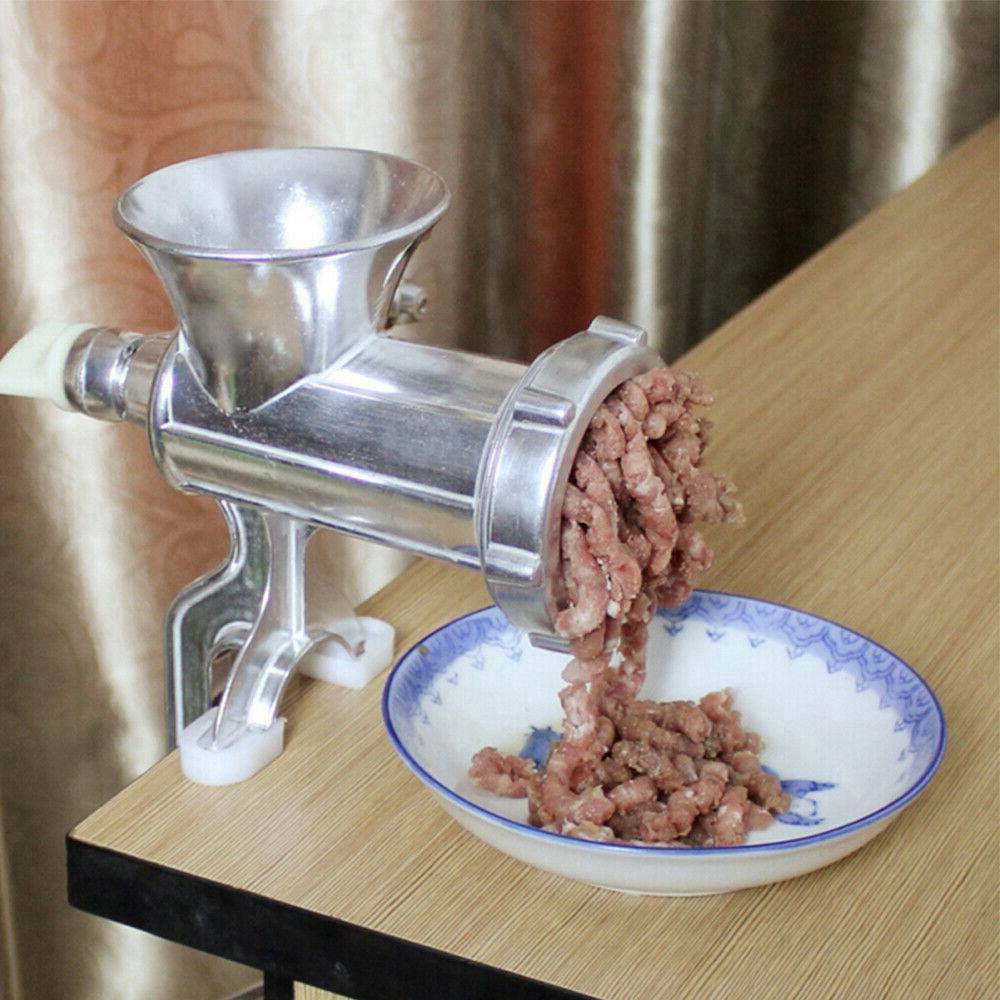 Máy xay thịt dùng làm xúc xích tại nhà tiện lợi