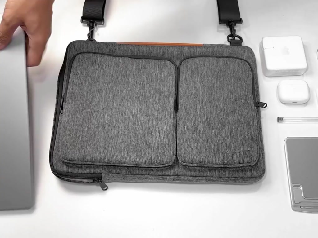 [Mã 77ELHA100K giảm 8% đơn 800K] Túi Đeo Chéo, Chống Sốc, Chống Nước Tomtoc (USA) Shoulder Bag 360 Dành Cho Macbook | BigBuy360 - bigbuy360.vn