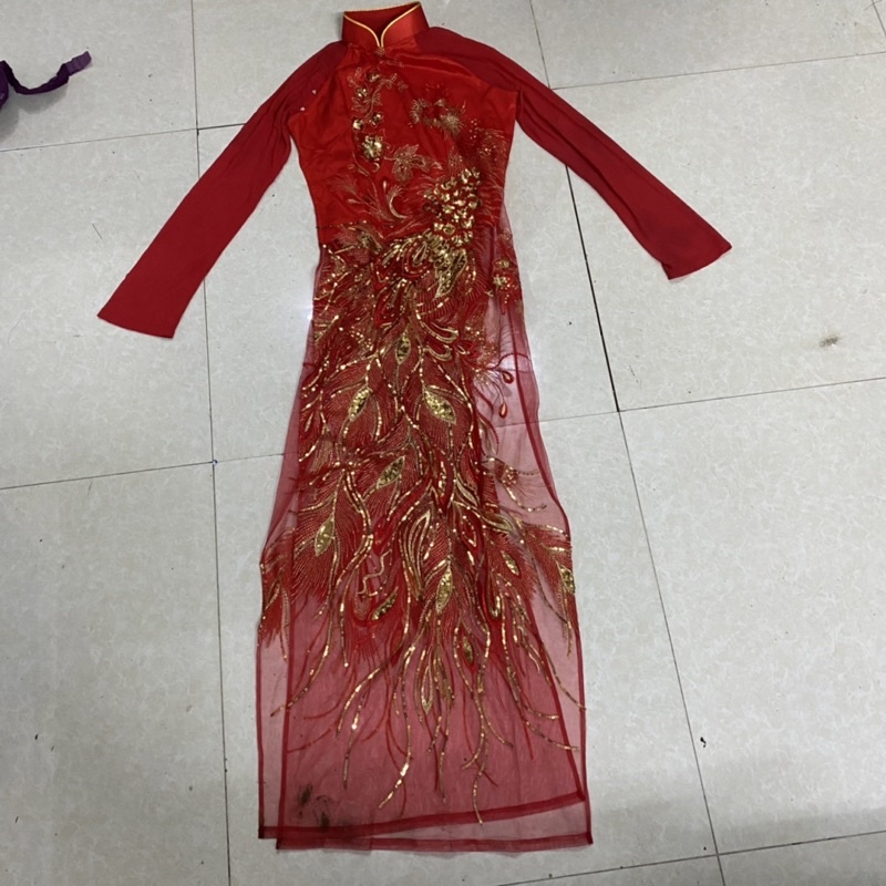 Áo dài đỏ thêu size m