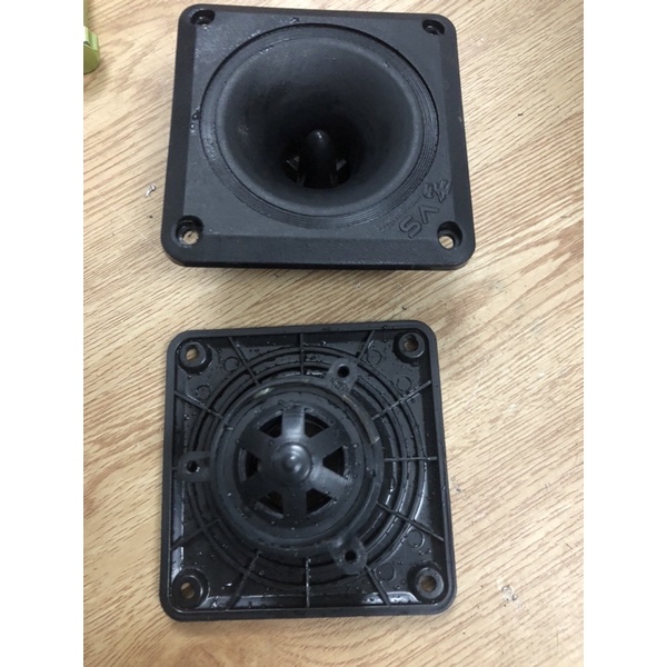 Chụp nhựa loa Treble