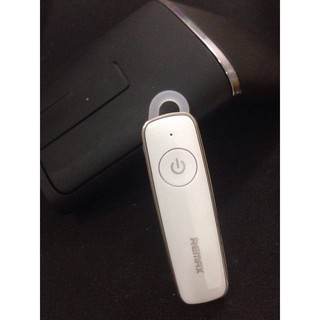TAI NGHE BLUETOOTH REMAX T8