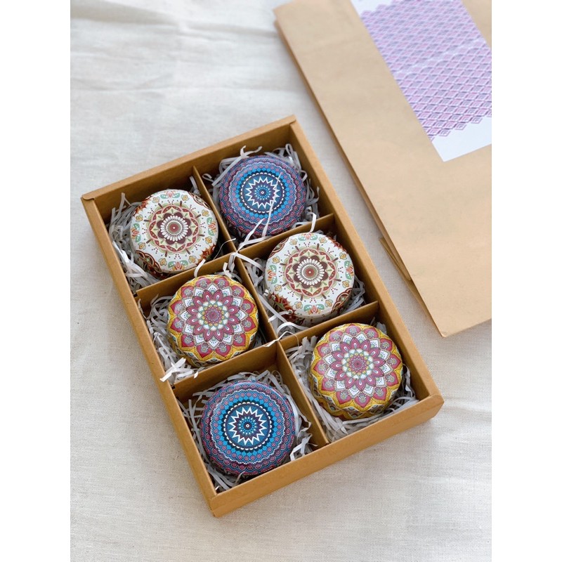 Set quà tặng sinh nhật độc đáo handmade Relax Gift Box (Hộp draft cao cấp) nến thơm hoa văn Vintage