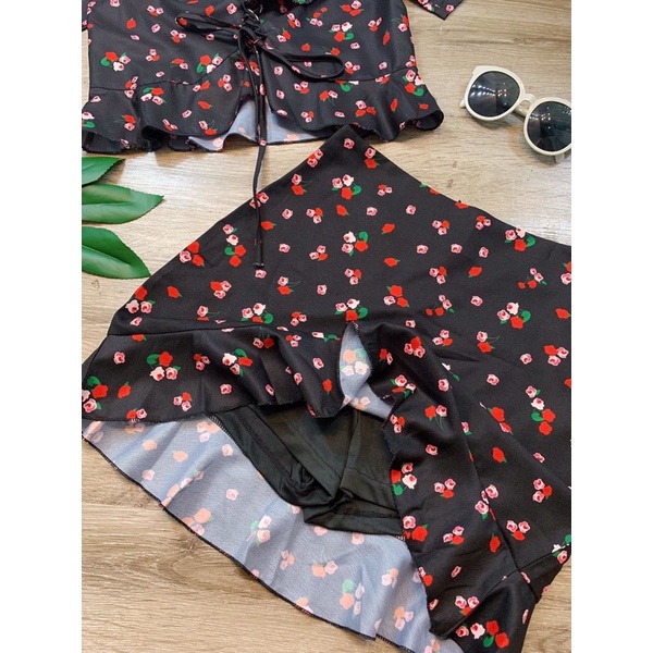 Set váy quần áo hoa đan dây ngực xinh xắn
