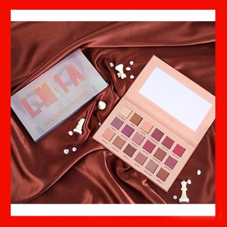 Bảng Phấn Mắt Nhũ 18 màu Lameila Nude For Party LML18