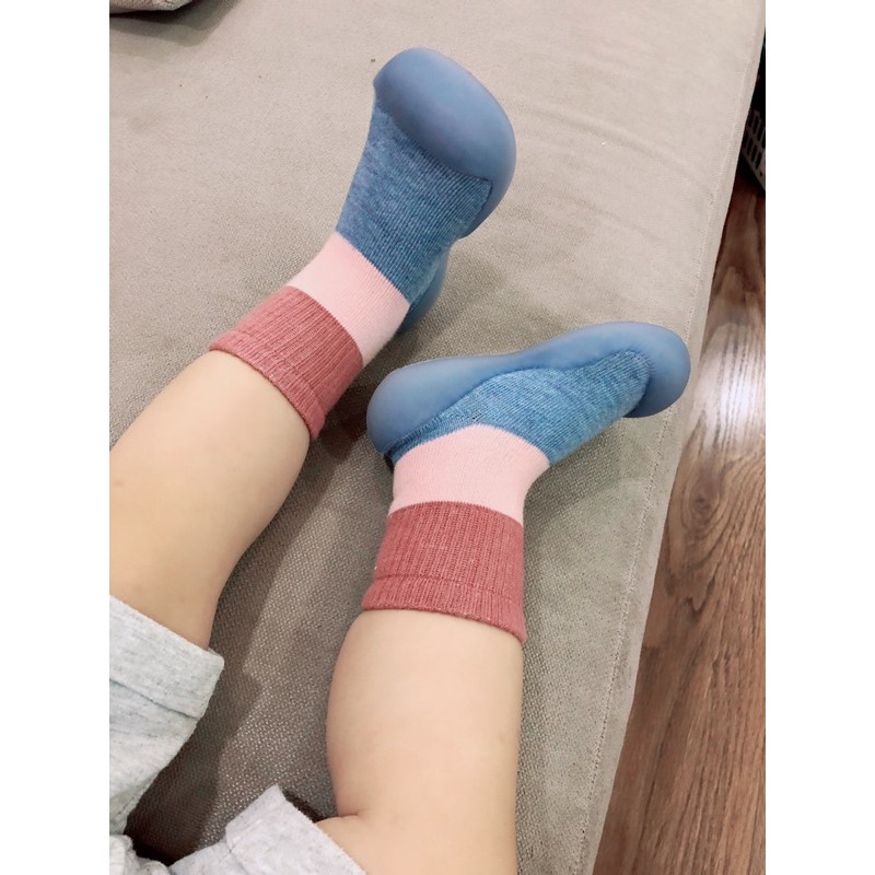 GIÀY BÚN CHO BÉ TẬP ĐI - GIÀY BÚN CHỐNG TRƯỢT CHO BÉ(Bún cổ 3 mầu)