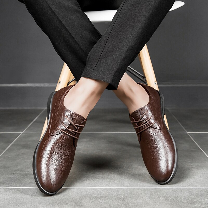 Leather shoes 2021 New business style Men's leather shoes Lace-up Fashion shoes Casual shoes Classic men's leather shoes