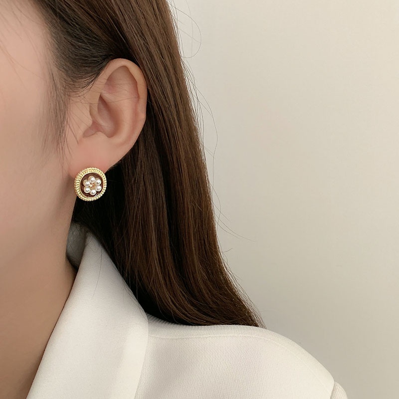 Bông tai tùy chọn kiểu dáng và màu sắc phong cách retro