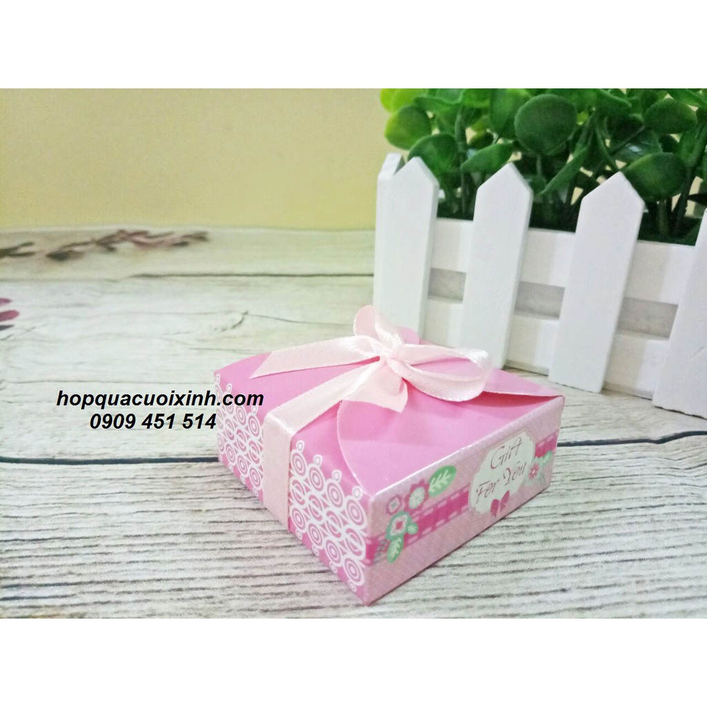 Set 100 hộp quà 25H