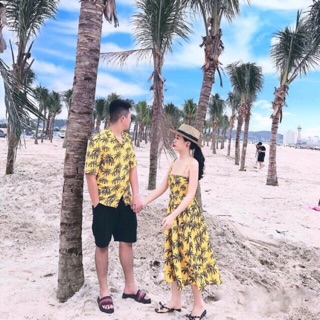 Sét đôi đi biển nam nữ