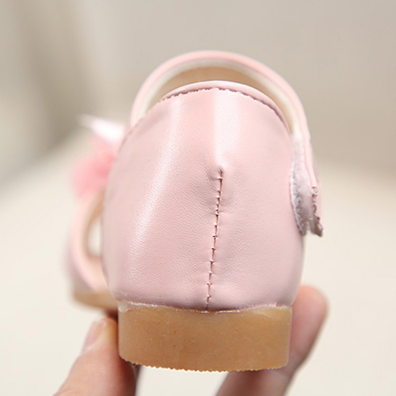 Giày sandal đính hoa đế mềm chống trượt cho bé gái