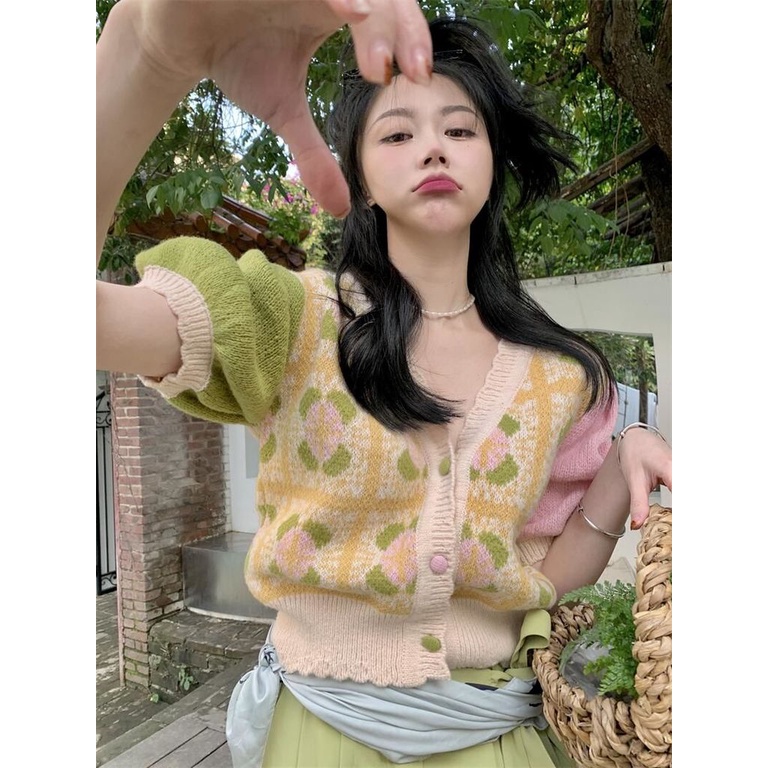 Áo Cardigan Dệt Kim Tay Ngắn Phồng Cổ Chữ V In Hoa Thời Trang Cho Nữ