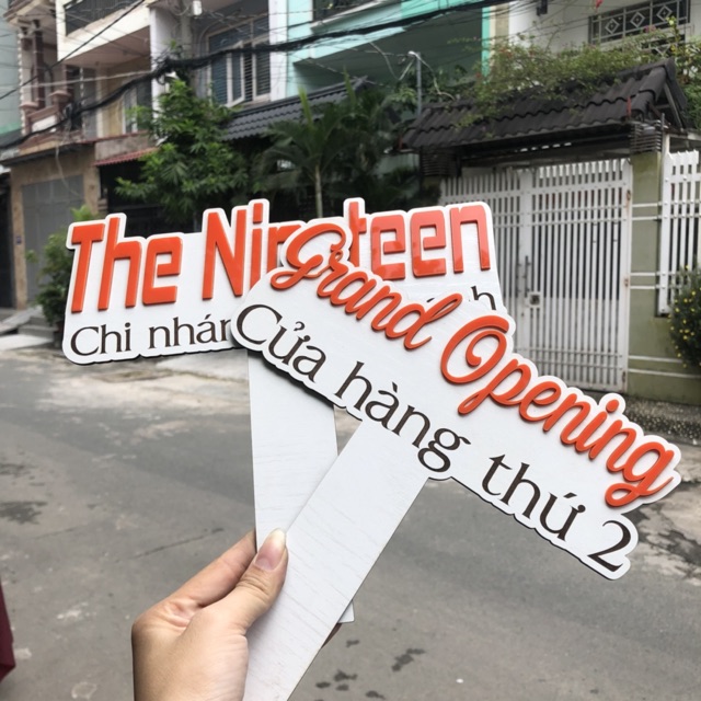 Bảng Hiệu Cầm Tay - Chữ Nổi Mica Cao Cấp - Gỗ - Hashtag Cầm Tay - Miễn phí thiết kế