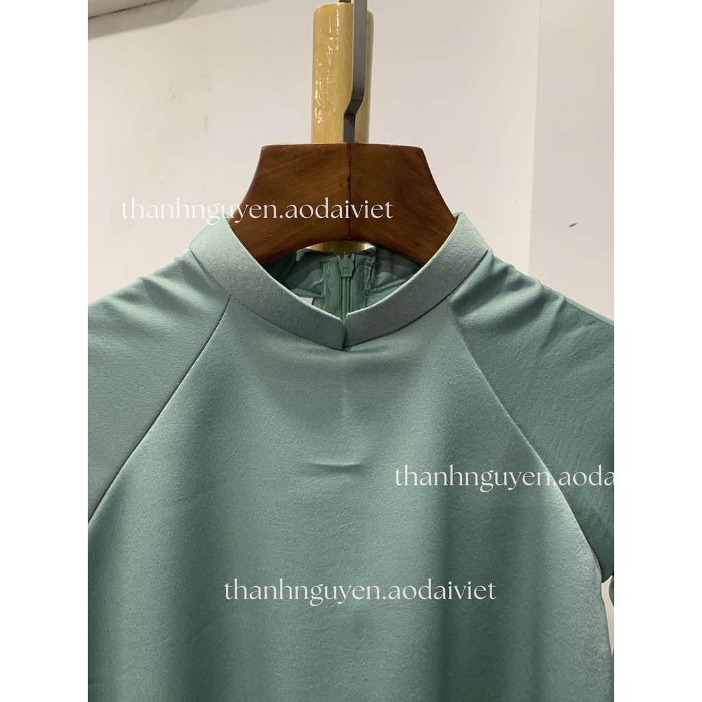 Áo dài xanh mint dáng suông truyền thống lụa Tây Thi