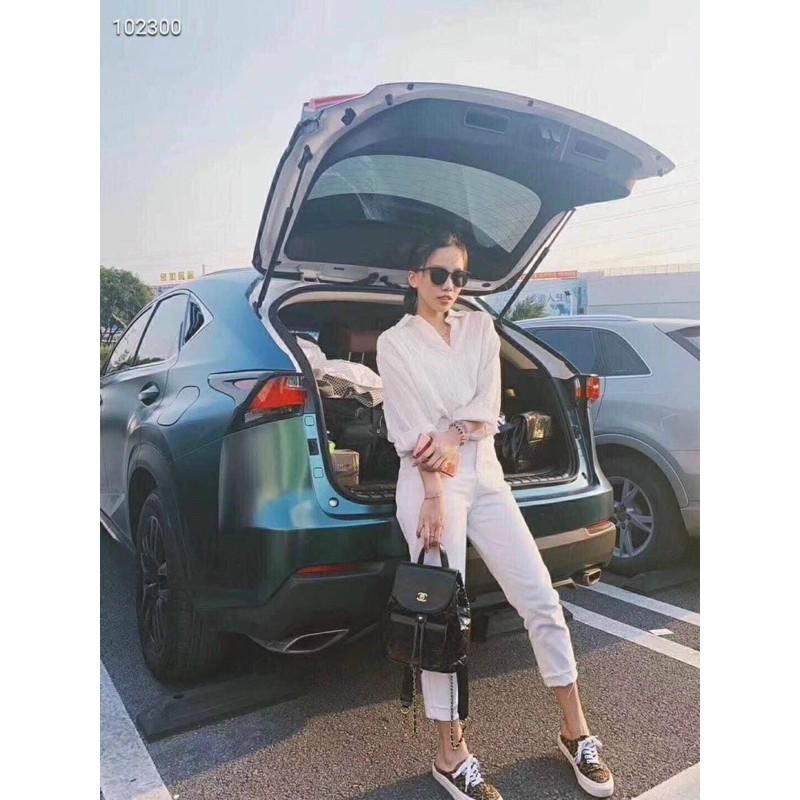 Ba lô da trần trám hàng xuất dư